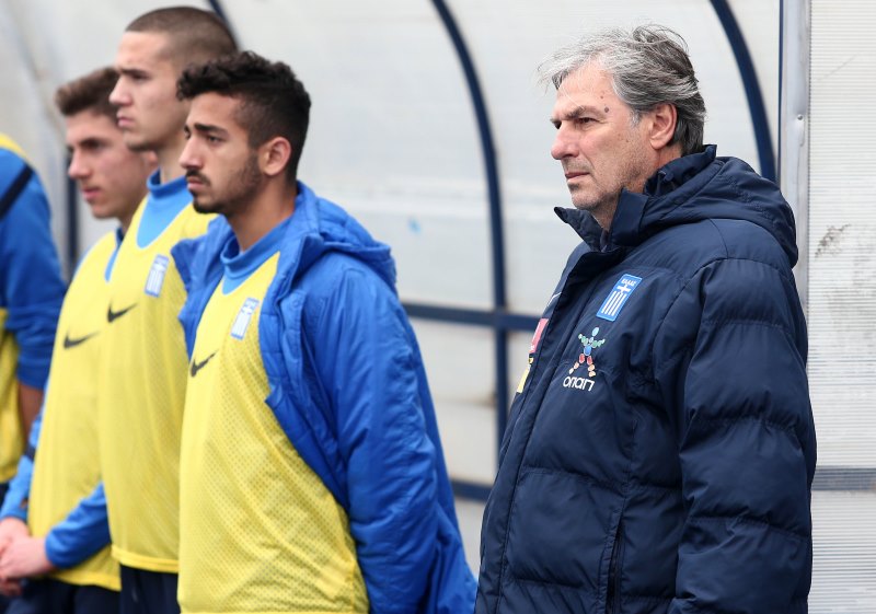 markoulakis ethniki paidon me ispania