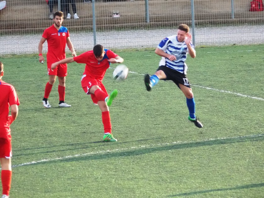 Tsakmakis Skarpetis